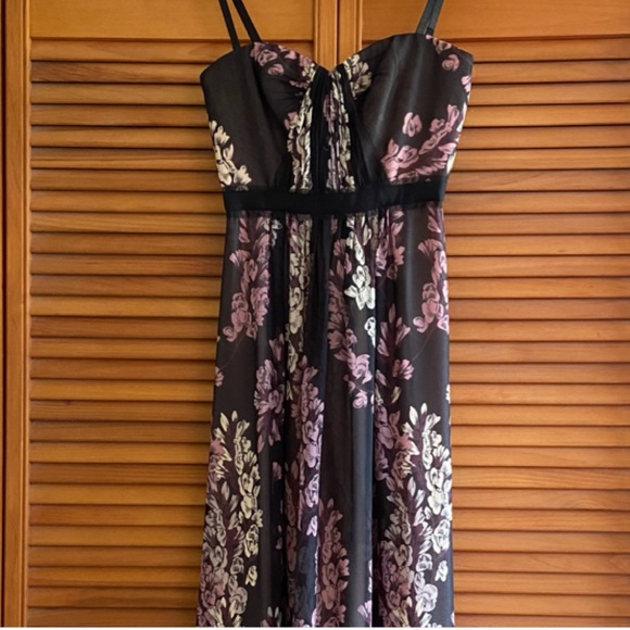 BCBG dress, Maxi, size 0 - Picture 3 of 3